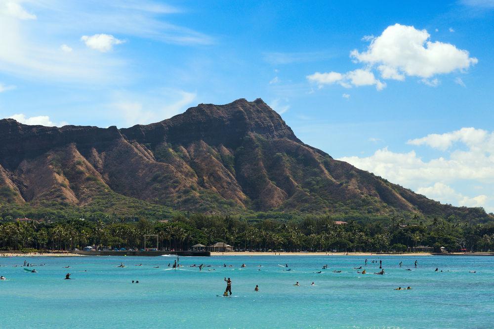 Courtyard By Marriott Waikiki Beach Hotel Honolulu Exterior photo